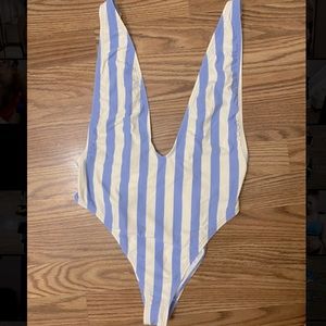 Blue and white striped one piece swimsuit 🤍